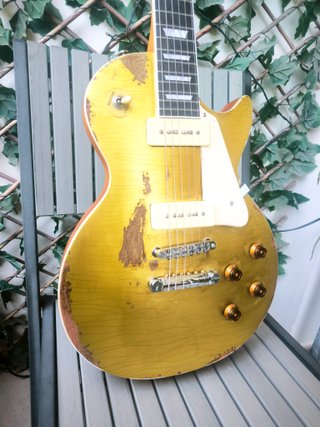 Les Paul Gold Top Heavy Relic + EXTRAS
