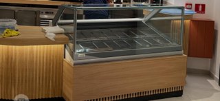 Vitrina expositora de helados