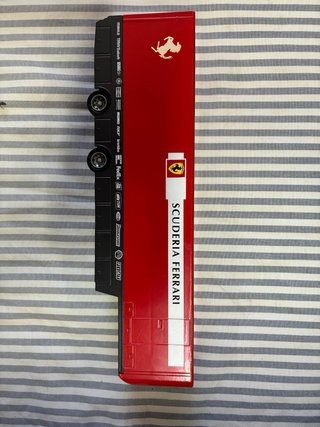 Camion Iveco Scuderia Ferrari Modellino