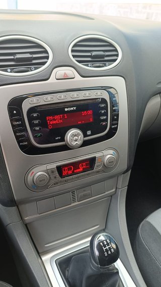 Ford Focus 1.6 TDCi 2009 · 113.944 km