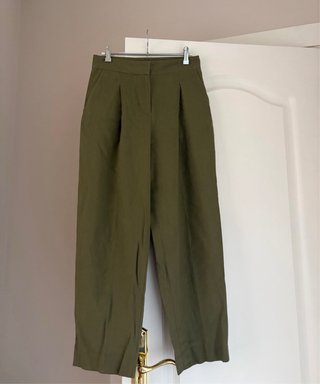 Pantalón Zara verde lino