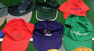 Lote 25 Gorras Colección Antiguas