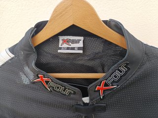 MONO CUERO MOTO