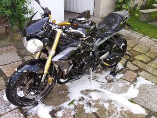 Triumph Street Triple 675 2016