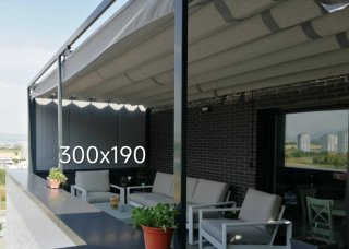 Toldo vertical  gris