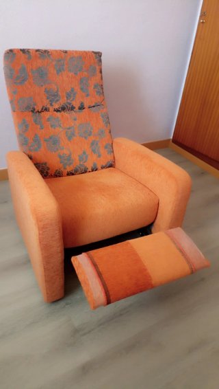 Sillón relax reclinable naranja floral