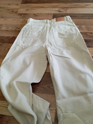 Pantalón ancho color crema
