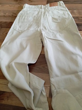 Pantalón ancho color crema