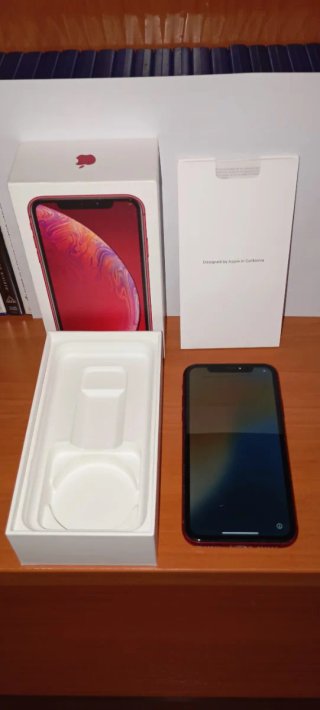 iPhone XR 64GB Rojo