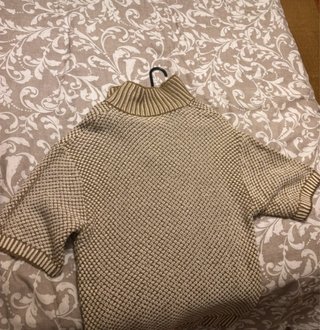 Camisola Polo bege e verde militar