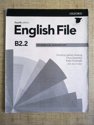 English File With Online Practice for Speakers ...