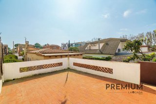 Chalet en venta en Can Bou en Castelldefels