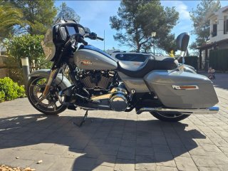 Moto Harley Davidson Street Glide 2024 Gris