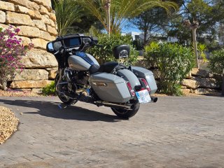 Harley Davidson Street Glide 2024 motor 117 1923cc