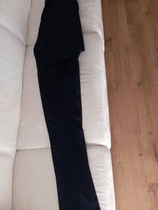 Traje de hombre azul marino