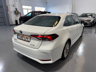 TOYOTA Corolla 1.8 125H BUSINESS PLUS ECVT SEDAN