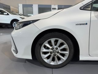 TOYOTA Corolla 1.8 125H BUSINESS PLUS ECVT SEDAN