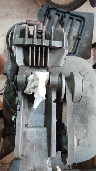 Derbi Variant Competición