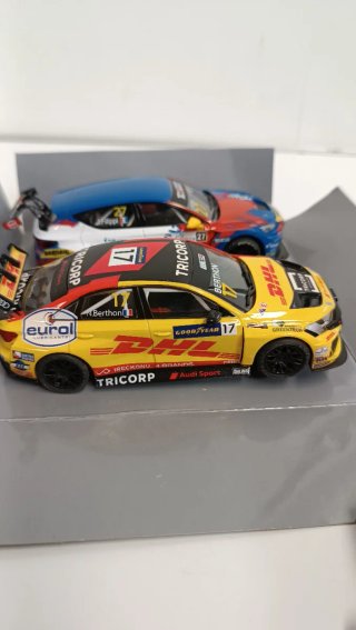 Scalextric Advance Touring Series - W14S4954