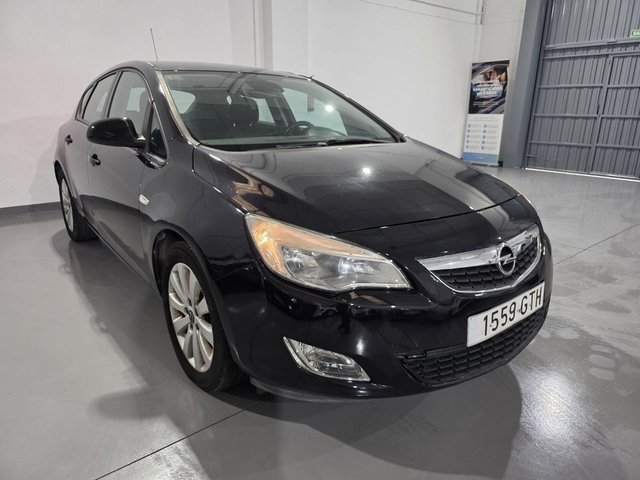 OPEL Astra 1.7 CDTi 110 CV Enjoy