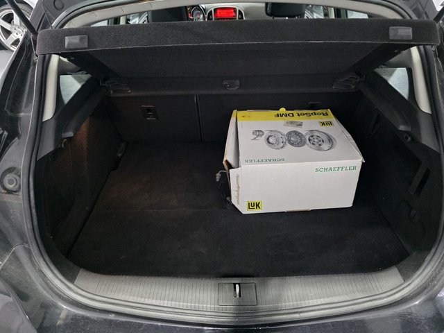 OPEL Astra 1.7 CDTi 110 CV Enjoy