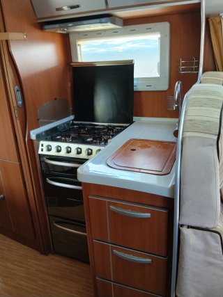 Autocaravana perfilada mclouis tandy 650