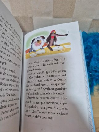 Gos Pudent va a l'escola