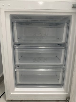 Nevera Eas Electric - Parte superior no enfría