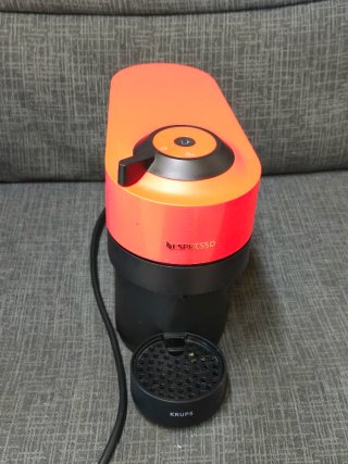 Cafetera Nespresso Vertuo Pop Roja