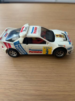 Coche Scalextric Ford RS 200