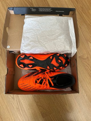 Botas de fútbol Adidas Naranja y Negro