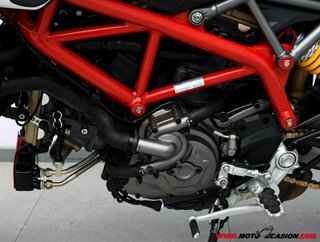DUCATI HYPERMOTARD 950