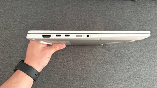 Portátil Asus Vivobook S14 OLED