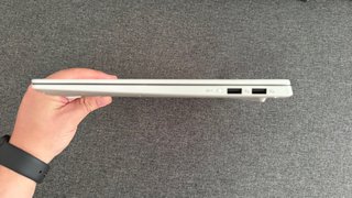 Portátil Asus Vivobook S14 OLED