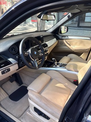 BMW X5 2010.   3.0 d