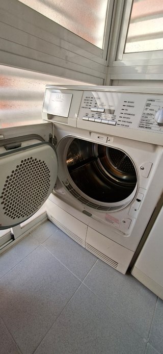 Secadora AEG Lavatherm 59800