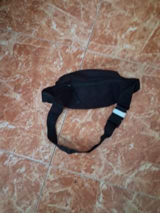 Riñonera Reebok Negra