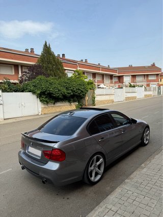 BMW 320d E90 LCI (NEGOCIABLE)
