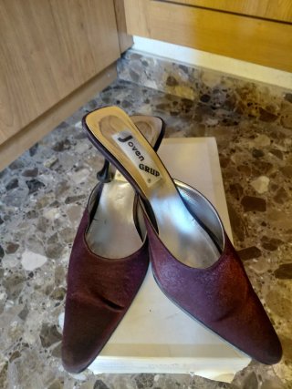 Zapatos Joven Grup burdeos destalonados tacón