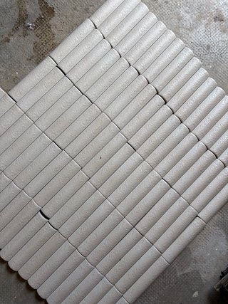 Azulejos curvos beige