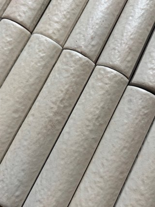Azulejos curvos beige