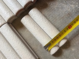 Azulejos curvos beige