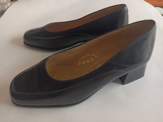 Zapatos Salón Piel Negra AZUK'S T.35