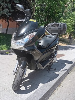 Se vende Honda PCX 125