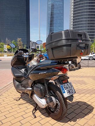 Se vende Honda PCX 125