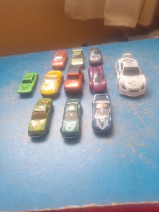 Coches de juguete