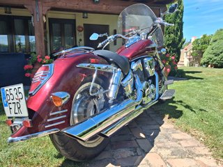 Honda VTX 1300 Custom Roja