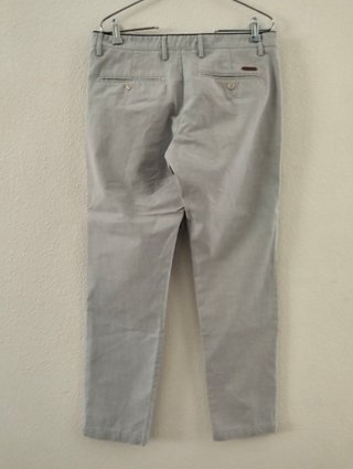 Pantalón corte tipo chino  Zara gris