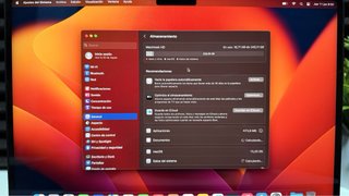 MacBook Air azul medianoche bateria al 97%