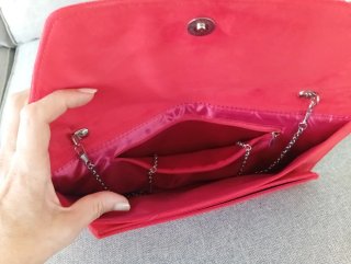 Bolso de fiesta rojo fresa